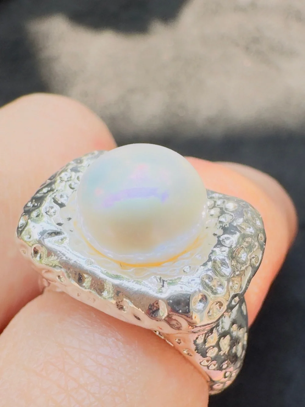 Elegant Silver Pearl Statement Ring - White Pearl